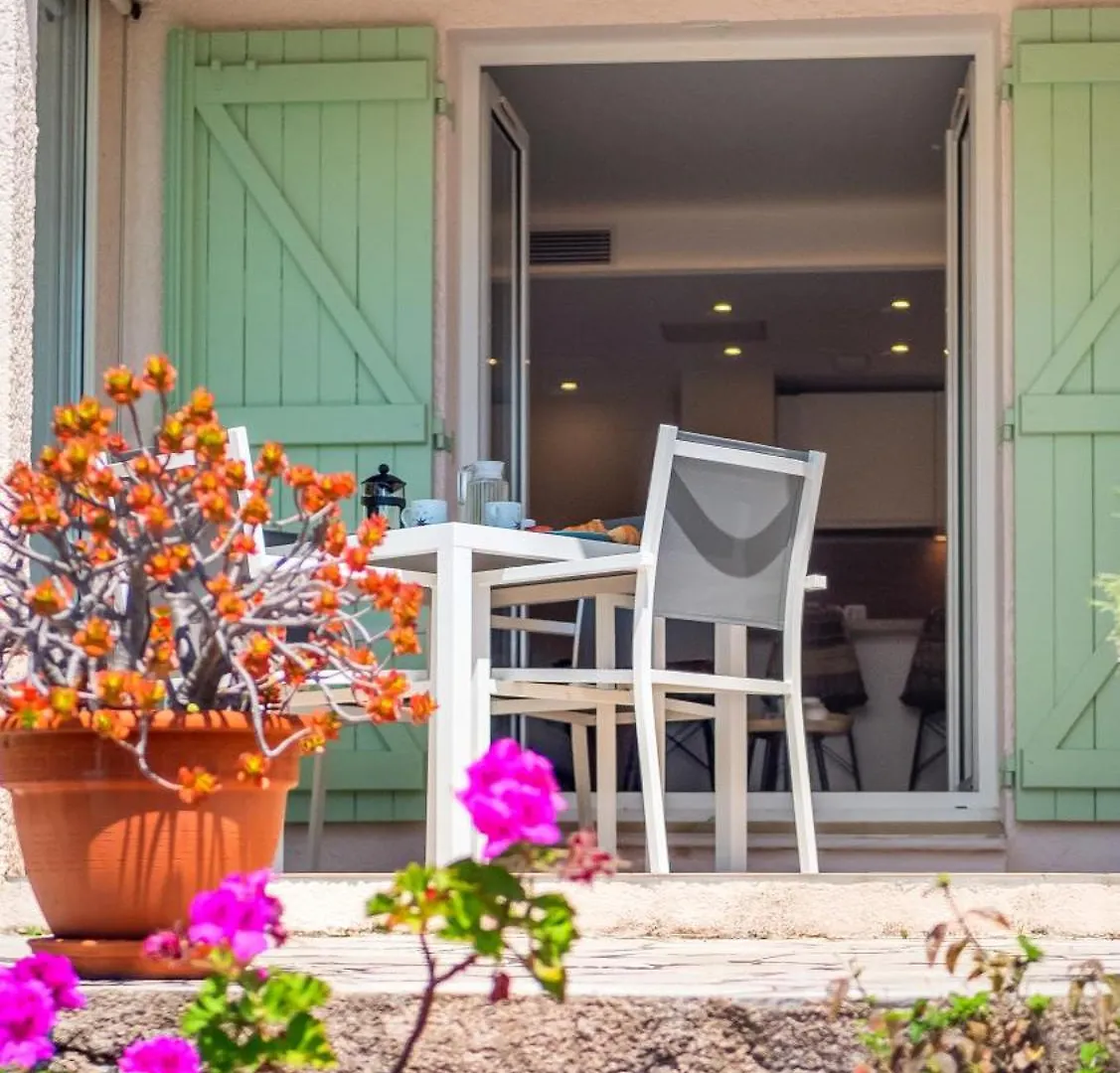 L'Amarre, Magnifique Vue - Hauteurs De Cavalaire Apartment