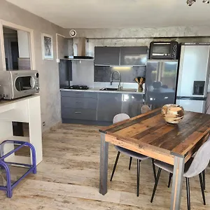 Appartement Rez De Jardin Dans Vue, Cavalaire-sur-Mer